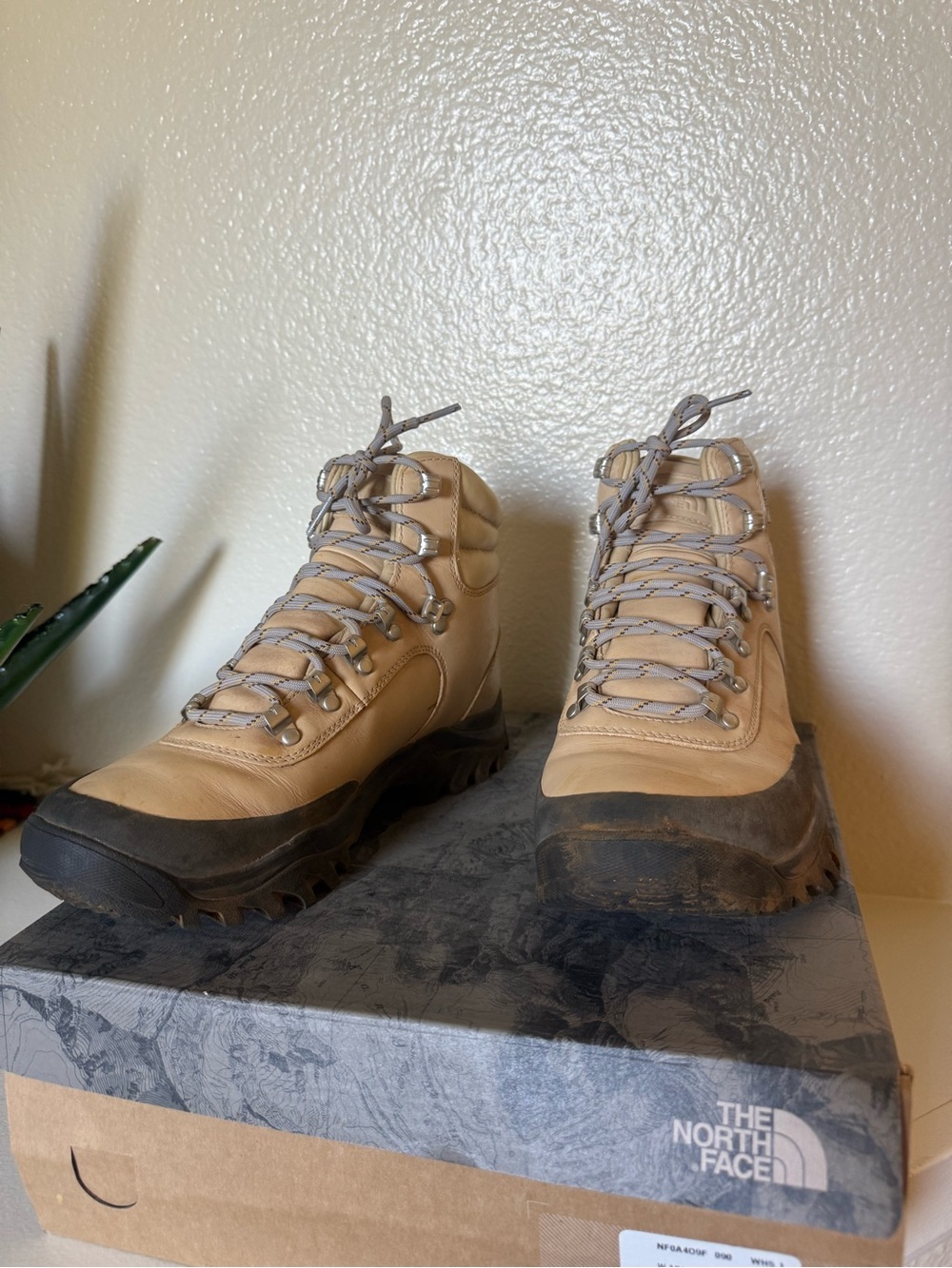 The North Face Leather Hiking Boots - Picture 5 of 8